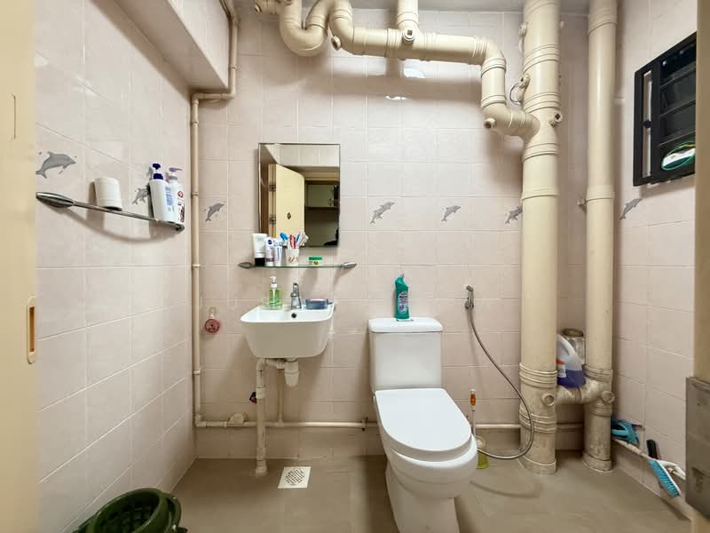 474 Sembawang Drive, 474 Sembawang Drive, Sembawang / Yishun, 3 Bedrooms, 1,184 sqft, HDB Flat For Sale, by Justin Zaw, 500241963 - Bathroom - PropertyGuru.com.sg