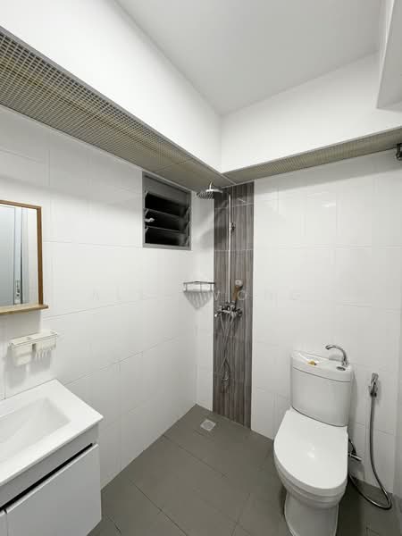 574A Woodlands Drive 16, 574A Woodlands Drive 16, Admiralty / Woodlands, Room Rental, 120 sqft, HDB Flat For Rent, by Alex Wong, 500241964 - Bathroom - PropertyGuru.com.sg