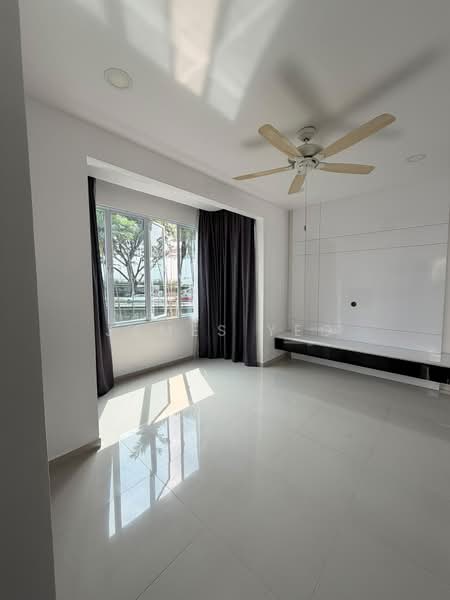 The Windsor, 3A Ontario Avenue, 3 Bedrooms, 1,346 sqft, Condominium For Rent, by James Yeo, 500241969 - Living Room - PropertyGuru.com.sg