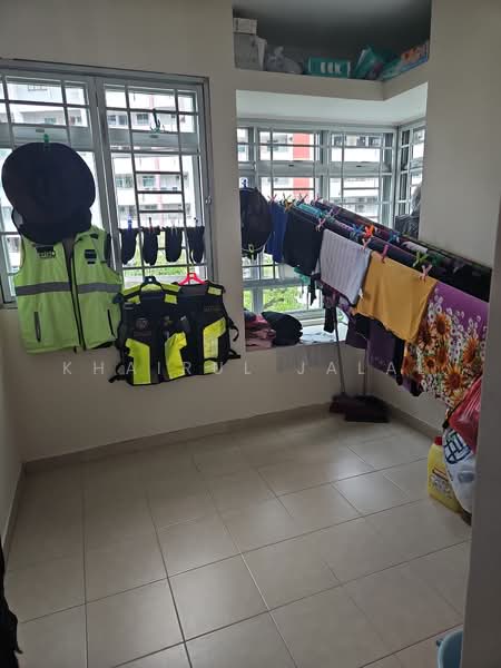 105 Ang Mo Kio Avenue 4, 105 Ang Mo Kio Avenue 4, 2 Bedrooms, 796 sqft, HDB Flat For Sale, by Khairul Jalal, 500241976 - Interior - PropertyGuru.com.sg