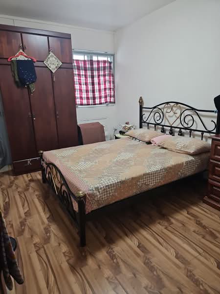 105 Ang Mo Kio Avenue 4, 105 Ang Mo Kio Avenue 4, 2 Bedrooms, 796 sqft, HDB Flat For Sale, by Khairul Jalal, 500241976 - Bedroom - PropertyGuru.com.sg