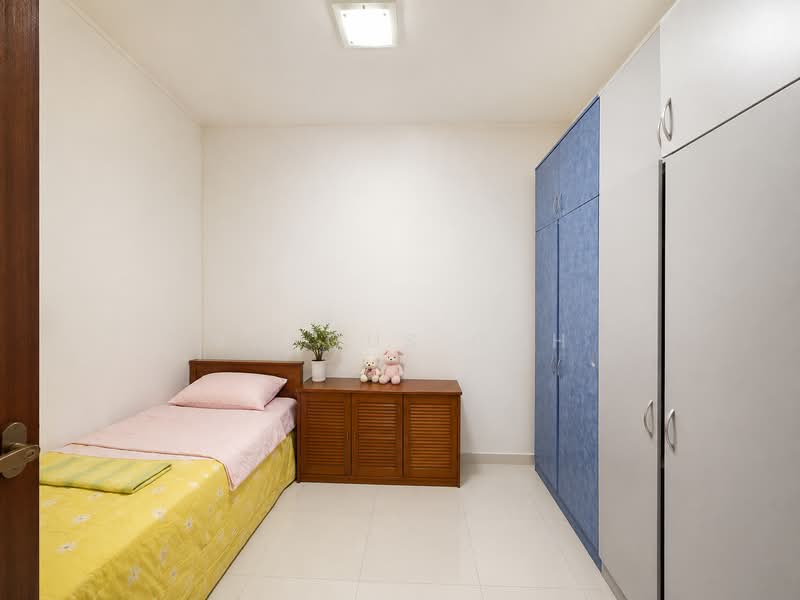 Kovan road, , 5 Bedrooms, 3,000 sqft, Terraced House For Sale, by Marcus Goh, 500241977 - Bedroom - PropertyGuru.com.sg