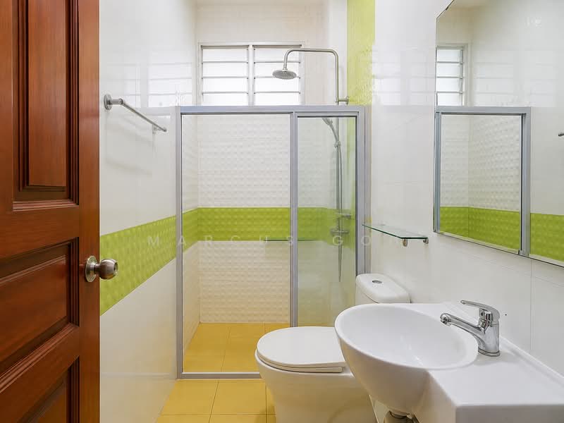 Kovan road, , 5 Bedrooms, 3,000 sqft, Terraced House For Sale, by Marcus Goh, 500241977 - Bathroom - PropertyGuru.com.sg