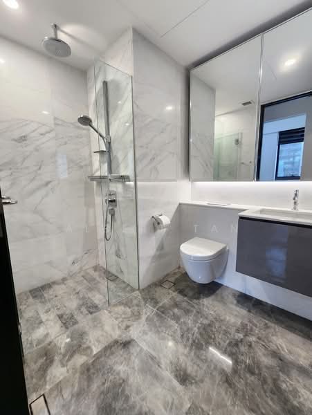 Midtown Bay, 120 Beach Road, 2 Bedrooms, 743 sqft, Condominium For Sale, by Albert Tan, 500241981 - PropertyGuru.com.sg