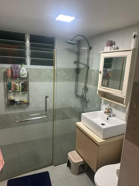 Ivory Heights, 117 Jurong East Street 13, 3 Bedrooms, 1,668 sqft, Condominium For Sale, by Juriah Bte Shahri (Julia), 500241988 - Bathroom - PropertyGuru.com.sg