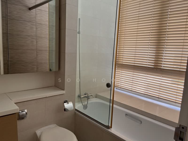 Riveredge, 21 Sampan Place, 2 Bedrooms, 1,066 sqft, Condominium For Sale, by Soo Hoon, 500241989 - Bathroom - PropertyGuru.com.sg