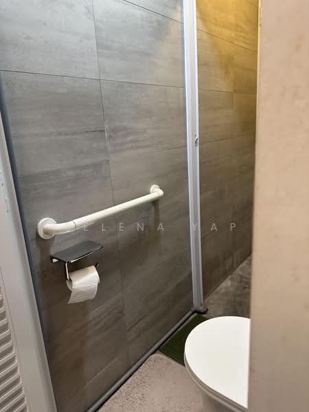 36 Circuit Road, 36 Circuit Road, 2 Bedrooms, 679 sqft, HDB Flat For Sale, by Selena Yap, 500241994 - Bathroom - PropertyGuru.com.sg