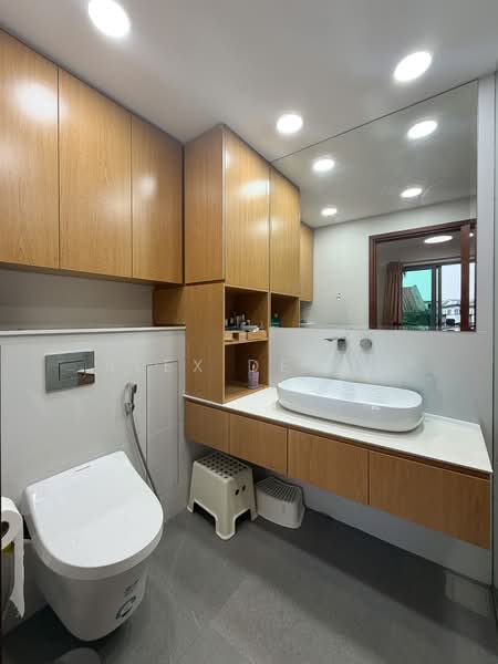 Sunhaven, 781 Upper Changi Road East, 3 Bedrooms, 1,259 sqft, Condominium For Sale, by Alex Deven, 500241995 - Bathroom - PropertyGuru.com.sg