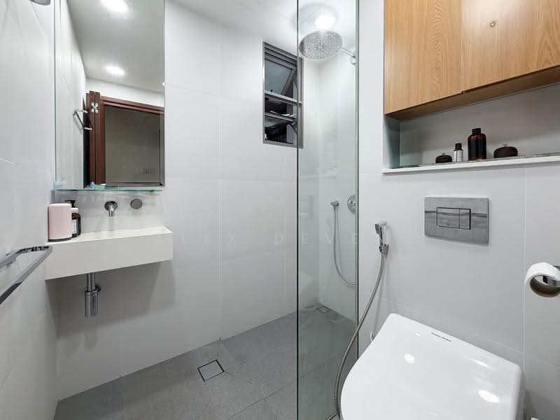 Sunhaven, 781 Upper Changi Road East, 3 Bedrooms, 1,259 sqft, Condominium For Sale, by Alex Deven, 500241995 - Bathroom - PropertyGuru.com.sg