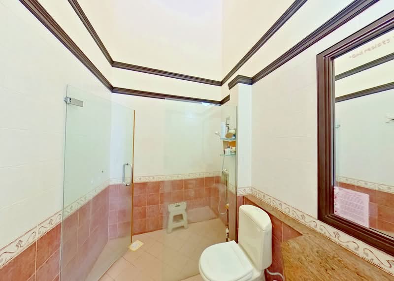 Seletar Hills Semi Detached, Jalan Jarak, 4 Bedrooms, 3,020 sqft, Semi-Detached House For Sale, by Rebecca Tan, 500242038 - Bathroom - PropertyGuru.com.sg