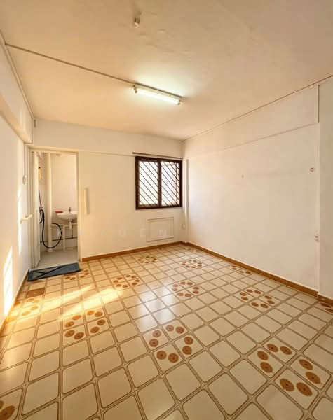 379 Clementi Avenue 5, 379 Clementi Avenue 5, Buona Vista / West Coast / Clementi New Town, 2 Bedrooms, 721 sqft, HDB Flat For Sale, by Kayden Siow, 500242057 - Interior - PropertyGuru.com.sg