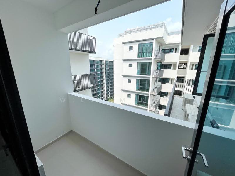 Treasure at Tampines, 41 Tampines Lane, 4 Bedrooms, 1,238 sqft, Condominium For Sale, by William Koh, 500242062 - Balcony - PropertyGuru.com.sg