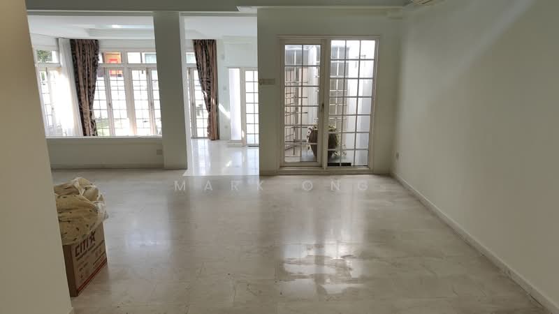 Seletar Hills Estate, Seletar Hills Drive, 4 Bedrooms, 2,000 sqft, Semi-Detached House For Sale, by Mark Ong, 500242067 - Living Room - PropertyGuru.com.sg