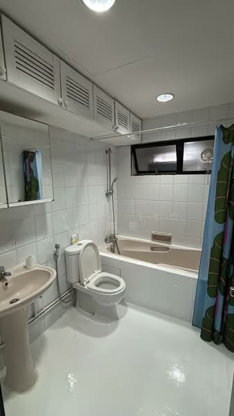 D'Oasia, 11 Lorong Melayu, 1 Bedroom, 570 sqft, Condominium For Rent, by Tripp Teo 张国栋, 500242070 - Bathroom - PropertyGuru.com.sg
