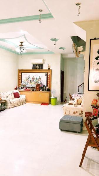 Lakeside Grove, Corporation Rise, Boon Lay / Jurong / Tuas, 5 Bedrooms, 2,950 sqft, Terraced House For Sale, by Angela Ang, 500242073 - Living Room - PropertyGuru.com.sg