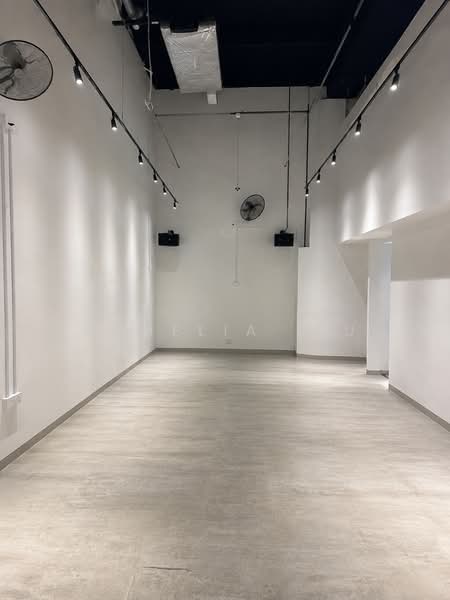 Vision Exchange, 2 Venture Drive, Boon Lay / Jurong / Tuas, 420 sqft, Other Retail For Sale, by Ophelia Liu, 500242086 - Interior - CommercialGuru.com.sg