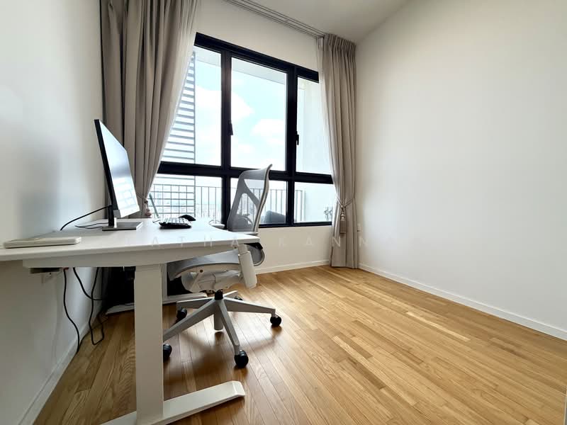 Avenue South Residence, 11 Silat Avenue, 2 Bedrooms, 657 sqft, Condominium For Sale, by Latha Kannan, 500242093 - Study - PropertyGuru.com.sg