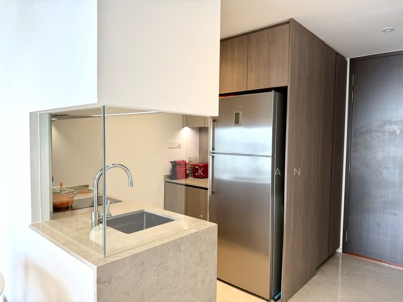 Avenue South Residence, 11 Silat Avenue, 2 Bedrooms, 657 sqft, Condominium For Sale, by Latha Kannan, 500242093 - Kitchen - PropertyGuru.com.sg
