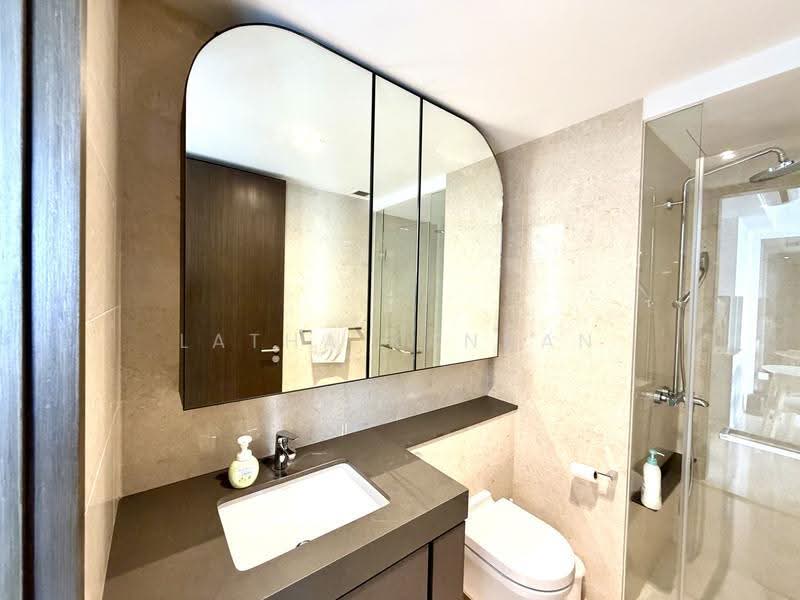 Avenue South Residence, 11 Silat Avenue, 2 Bedrooms, 657 sqft, Condominium For Sale, by Latha Kannan, 500242093 - Bathroom - PropertyGuru.com.sg