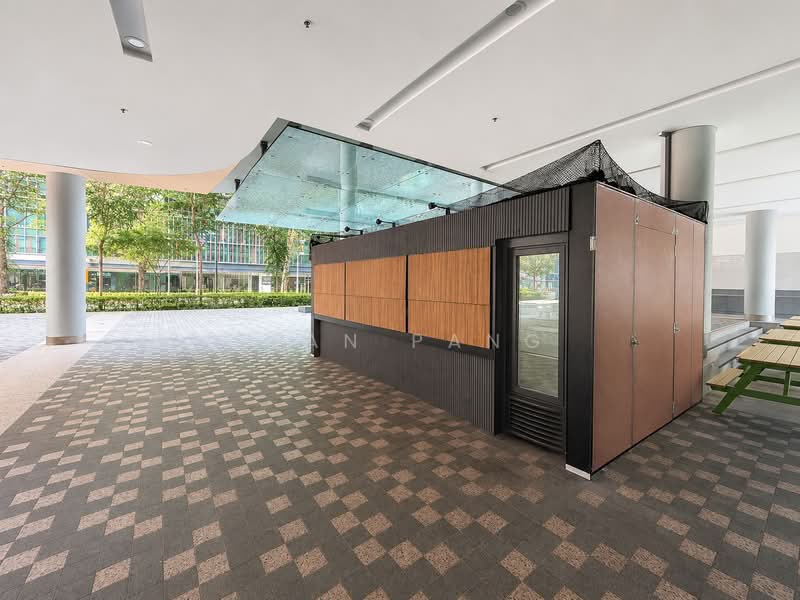 F&B Kiosk @ Bras Basah/Stamford Road | Great Catchment | Near MRT, , 258 sqft, Food & Beverage For Rent, by Sean Pang, 500242107 - Exterior - CommercialGuru.com.sg