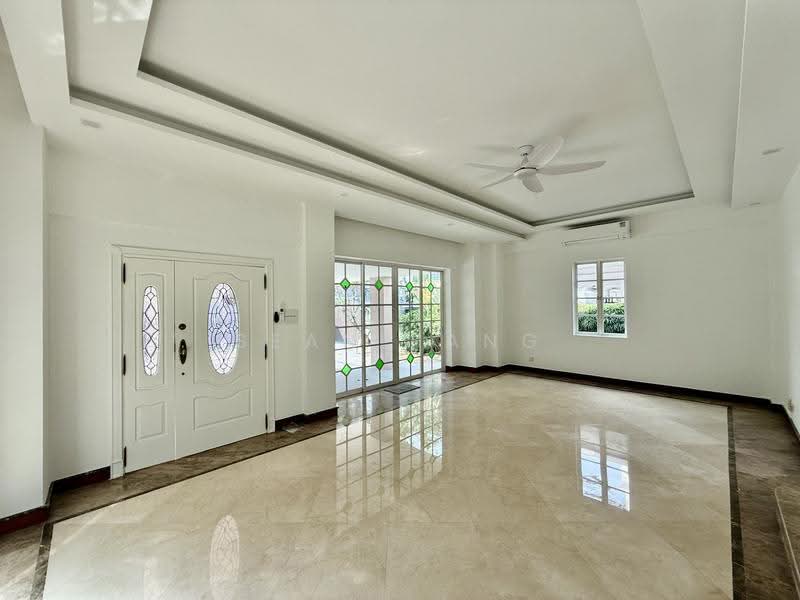 2 Storey Detached House @ Novena | Gentle Drive Vicinity, , 5 Bedrooms, 7,382 sqft, Detached House For Rent, by Sean Pang, 500242117 - Entrance - PropertyGuru.com.sg