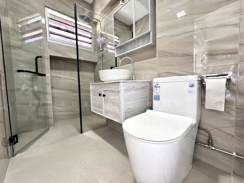 220 Pasir Ris Street 21, 220 Pasir Ris Street 21, Pasir Ris / Tampines, 4 Bedrooms, 1,593 sqft, HDB Flat For Sale, by Kishore Fernandez, 500242122 - Common Bathroom - PropertyGuru.com.sg
