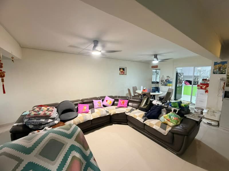 130 Cashew Road, 130 Cashew Road, 3 Bedrooms, 1,561 sqft, HDB Flat For Sale, by Alex Chua, 500242128 - Living Room - PropertyGuru.com.sg