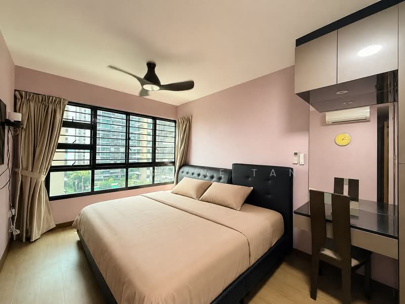 402A Fernvale Lane, 402A Fernvale Lane, 3 Bedrooms, 1,216 sqft, HDB Flat For Sale, by Kristine Tan, 500242138 - Master Bedroom - PropertyGuru.com.sg