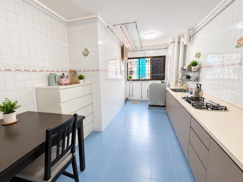 839 Yishun Street 81, 839 Yishun Street 81, Sembawang / Yishun, 2 Bedrooms, 786 sqft, HDB Flat For Sale, by Steven NG, 500242145 - Kitchen - PropertyGuru.com.sg