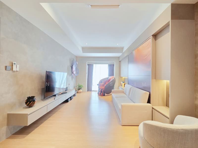 Freehold 3.5 Sty Inter Terrace for Sale!, , 5 Bedrooms, 3,600 sqft, Terraced House For Sale, by Nicholas Lim, 500242157 - Living Room - PropertyGuru.com.sg