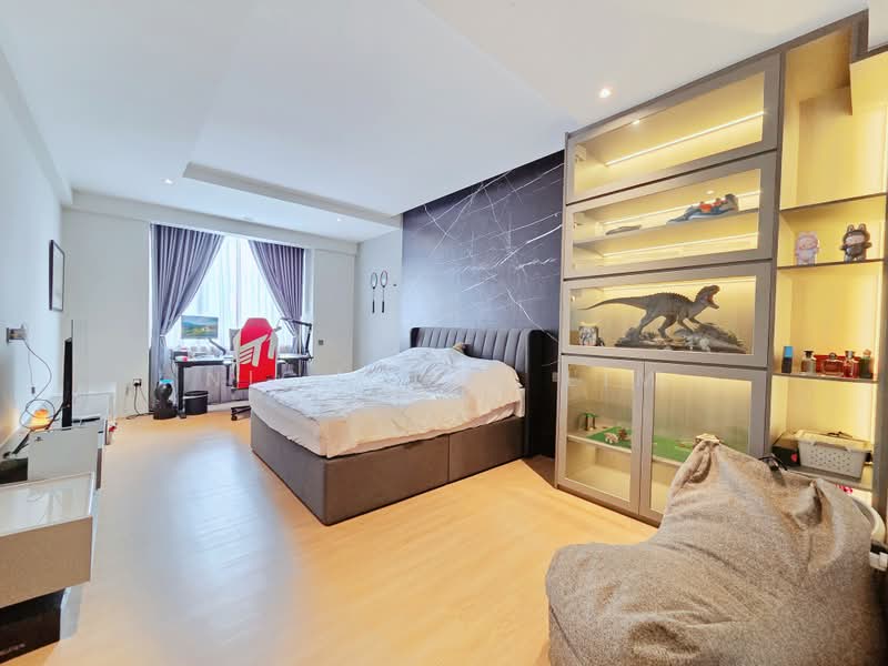 Freehold 3.5 Sty Inter Terrace for Sale!, , 5 Bedrooms, 3,600 sqft, Terraced House For Sale, by Nicholas Lim, 500242157 - Bedroom - PropertyGuru.com.sg