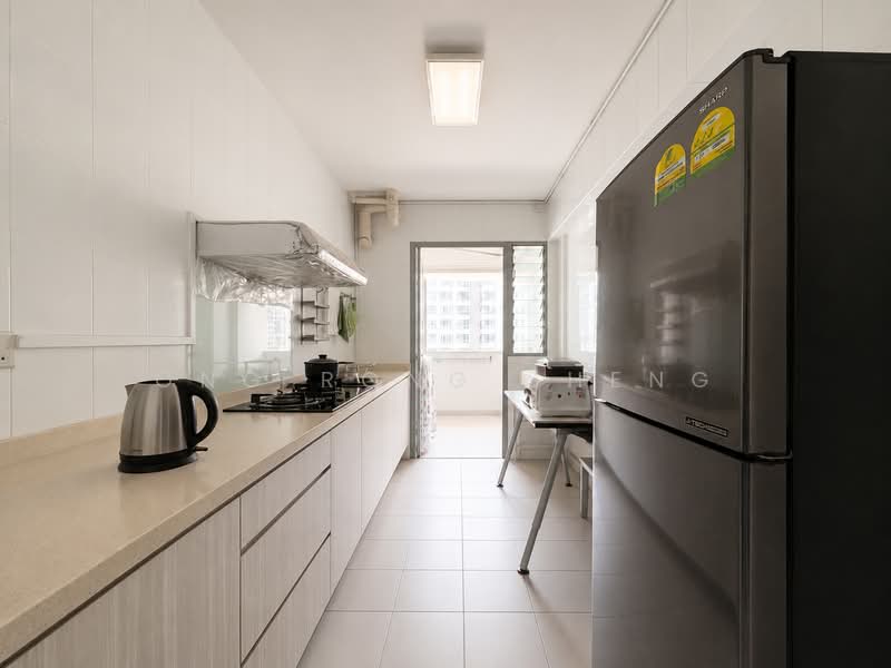 273A Punggol Place, 273A Punggol Place, 3 Bedrooms, 1,001 sqft, HDB Flat For Sale, by Ong Rong Sheng, 500242163 - Kitchen - PropertyGuru.com.sg