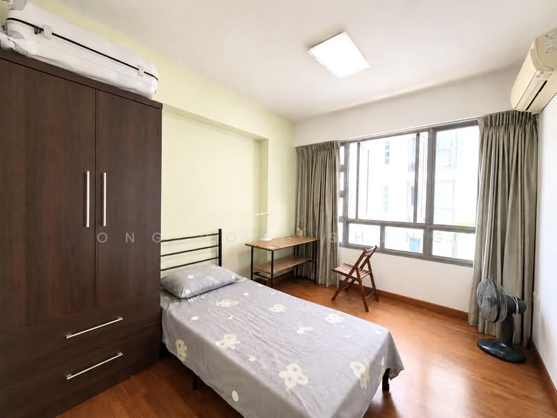273A Punggol Place, 273A Punggol Place, 3 Bedrooms, 1,001 sqft, HDB Flat For Sale, by Ong Rong Sheng, 500242163 - Common Bedroom 1 - PropertyGuru.com.sg