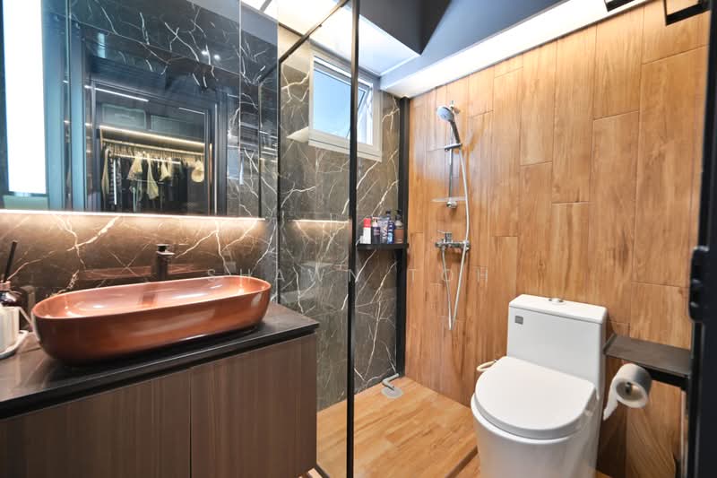 32 Margaret Drive, 32 Margaret Drive, 2 Bedrooms, 667 sqft, HDB Flat For Sale, by Shawn Toh, 500242168 - Master Bathroom - PropertyGuru.com.sg