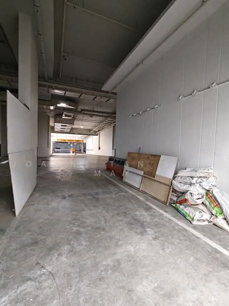 Tagore 8, Mandai / Upper Thomson, 1,000 sqft, Light Industrial (B1) For Rent, by Joanne Tan Siew May, 500242174 - Car Park - CommercialGuru.com.sg