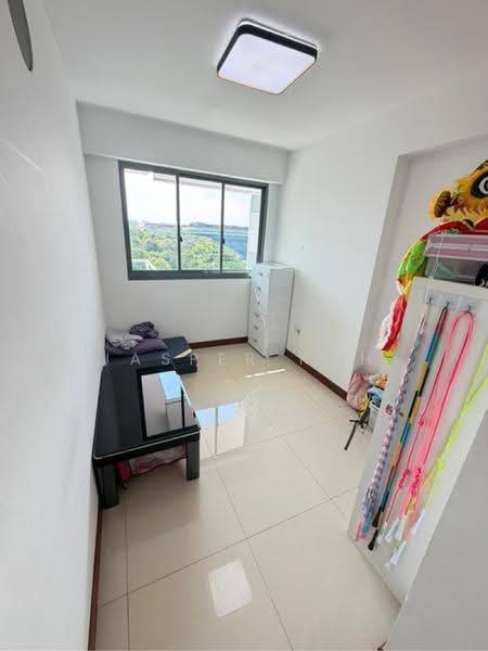 679A Punggol Drive, 679A Punggol Drive, 4 Bedrooms, 1,216 sqft, HDB Flat For Sale, by Jasper Koh, 500242176 - PropertyGuru.com.sg