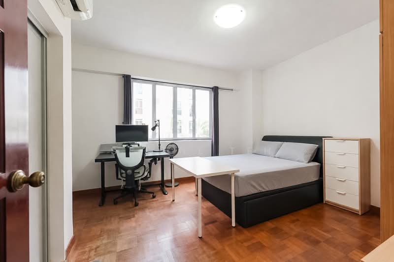 Mariam Walk, , 4 Bedrooms, 2,403 sqft, Corner Terrace For Sale, by Selene Teh, 500242177 - Junior Master Bedroom - PropertyGuru.com.sg