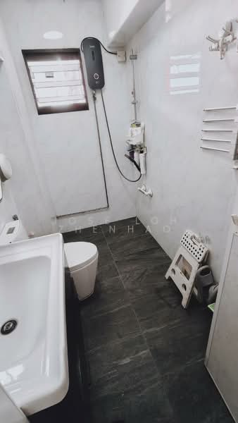 485B Choa Chu Kang Avenue 5, 485B Choa Chu Kang Avenue 5, Dairy Farm / Bukit Panjang / Choa Chu Kang, 3 Bedrooms, 1,313 sqft, HDB Flat For Sale, by Jose Loh Zhenhao, 500242183 - Bathroom - PropertyGuru.com.sg