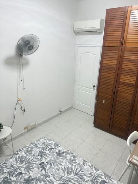 The Baycourt, 461A Upper East Coast Road, Room Rental, 1,200 sqft, Condominium For Rent, by Jacky Quek, 500242194 - Bedroom - PropertyGuru.com.sg