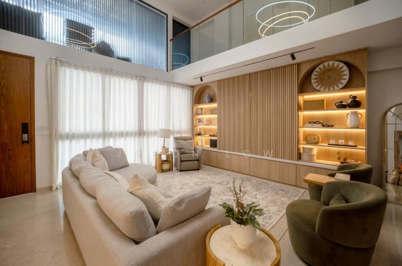 Opera estate, , 5 Bedrooms, 4,500 sqft, Terraced House For Sale, by Jason Low, 500242199 - Living Room - PropertyGuru.com.sg