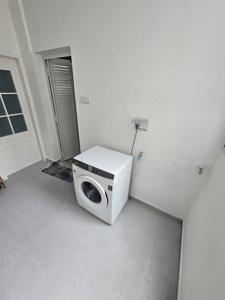 UNI Building, 224 Telok Kurau Road, Room Rental, 150 sqft, Apartment For Rent, by Jacky Quek, 500242215 - Interior - PropertyGuru.com.sg