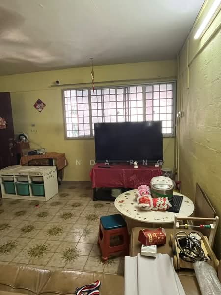 609 Clementi West Street 1, 609 Clementi West Street 1, 3 Bedrooms, 990 sqft, HDB Flat For Sale, by Linda Png, 500242217 - Living Room - PropertyGuru.com.sg