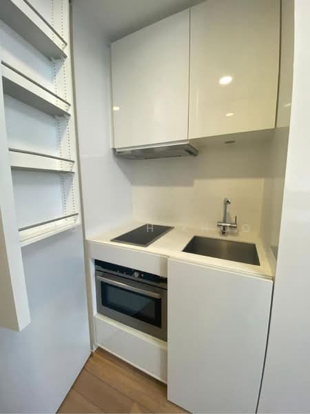 Skysuites @ Anson, 8 Enggor Street, Studio, 366 sqft, Condominium For Rent, by Joseph Khoo, 500242226 - Kitchen - PropertyGuru.com.sg