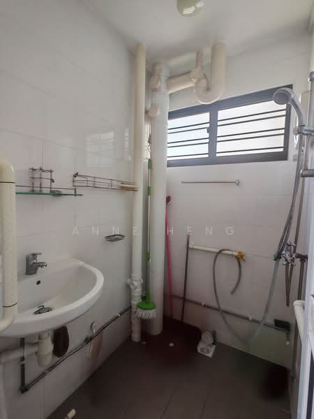 170 Ang Mo Kio Avenue 4, 170 Ang Mo Kio Avenue 4, 2 Bedrooms, 646 sqft, HDB Flat For Sale, by Anne Heng, 500242227 - PropertyGuru.com.sg