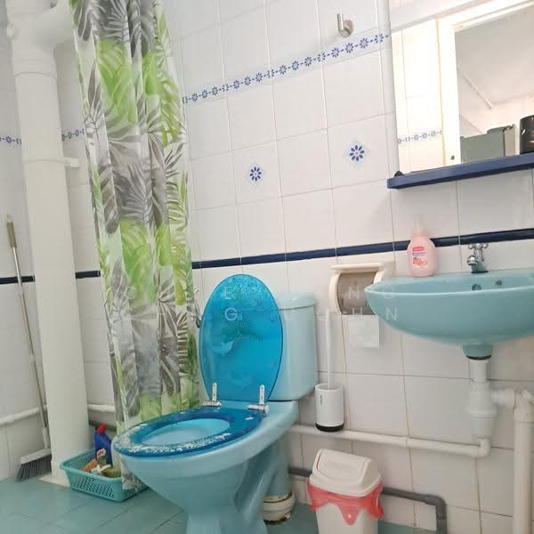 467B Admiralty Drive, 467B Admiralty Drive, Room Rental, 150 sqft, HDB Flat For Rent, by Chee Kong Chng John, 500242233 - Bathroom - PropertyGuru.com.sg