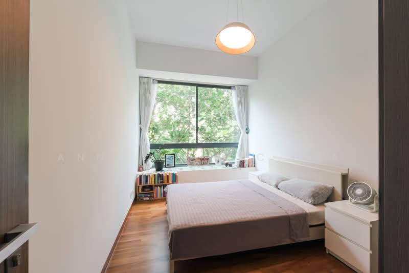 Duchess Residences, 110 Duchess Avenue, 3 Bedrooms, 1,604 sqft, Condominium For Sale, by Anne Lee MSc CPA, 500242237 - Bedroom - PropertyGuru.com.sg