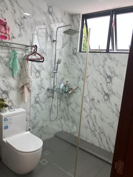 Jalan Pernama, , 5 Bedrooms, 3,250 sqft, Semi-Detached House For Sale, by Vincent Lim Boon Seng, 500242238 - Bathroom - PropertyGuru.com.sg