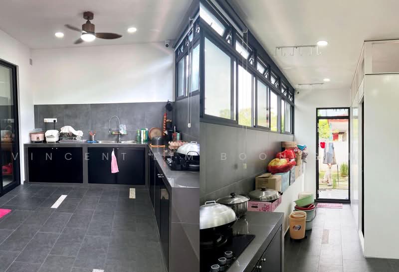 Jalan Pernama, , 5 Bedrooms, 3,250 sqft, Semi-Detached House For Sale, by Vincent Lim Boon Seng, 500242238 - Kitchen - PropertyGuru.com.sg