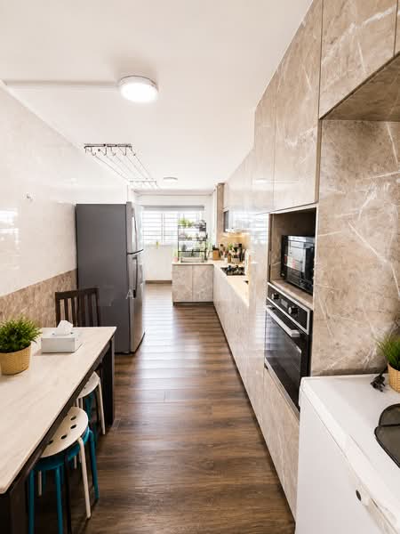 146 Woodlands Street 13, 146 Woodlands Street 13, 3 Bedrooms, 1,001 sqft, HDB Flat For Sale, by Aszri ., 500242248 - Kitchen - PropertyGuru.com.sg