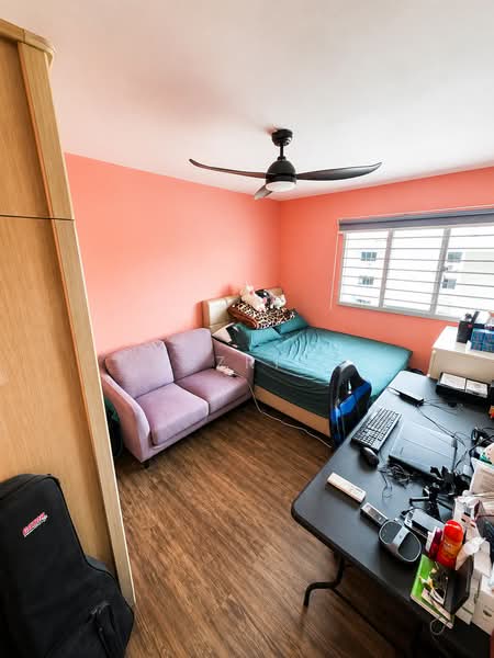 146 Woodlands Street 13, 146 Woodlands Street 13, 3 Bedrooms, 1,001 sqft, HDB Flat For Sale, by Aszri ., 500242248 - Bedroom - PropertyGuru.com.sg